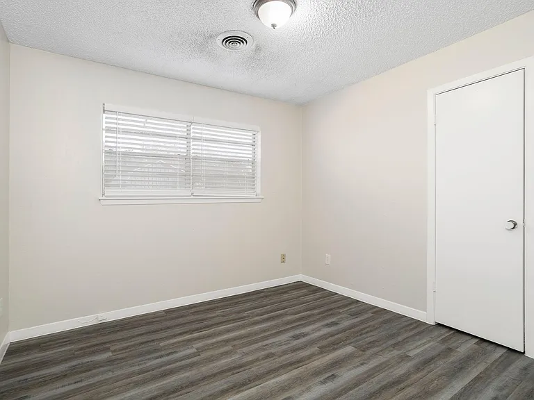 118 Johnson St #B — Photo 15