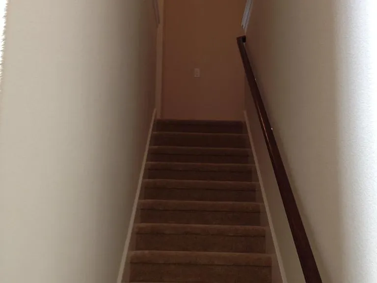 425 Metropolitan Dr — Photo 11