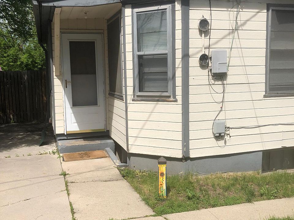 1st image of 560 E Wood Ave #0