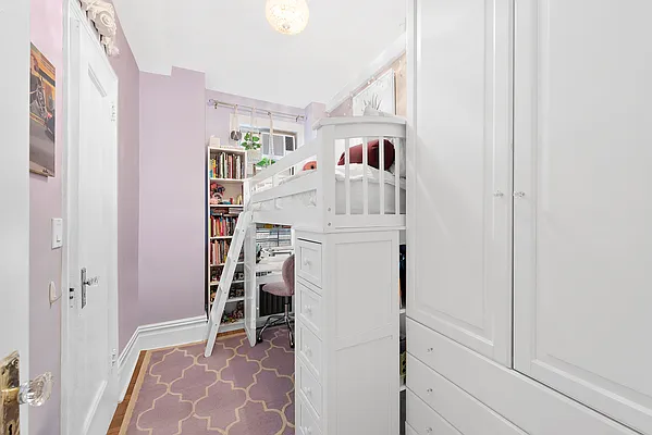 Sold by Compass | media 7