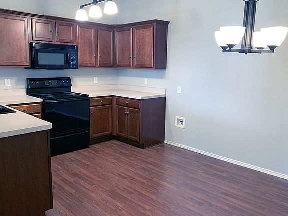 5_05_kitchen.jpg