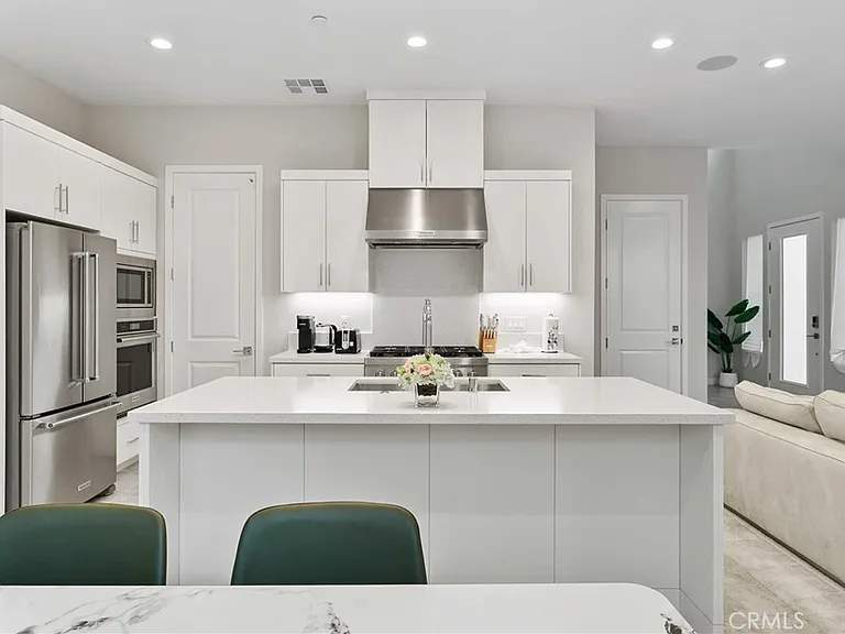 181 Pin Ln — Photo 6