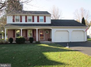592 Westfield Dr, Landisville, PA 17538