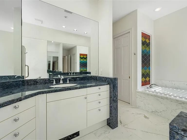 9701 Lake Isleworth Ct — Photo 18