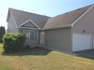 1485 Stonefield Dr, Dekalb, IL 60115