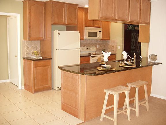 4th image of 13216 Moran Dr