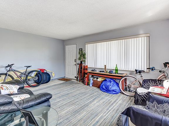 5th image of 803 Maralyn Ave APT B