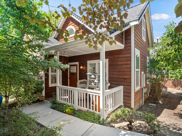 2295 Siskiyou Blvd, Ashland, OR 97520