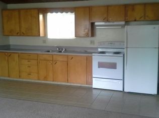 548 Rock St APT 02, Ashland, OR 97520