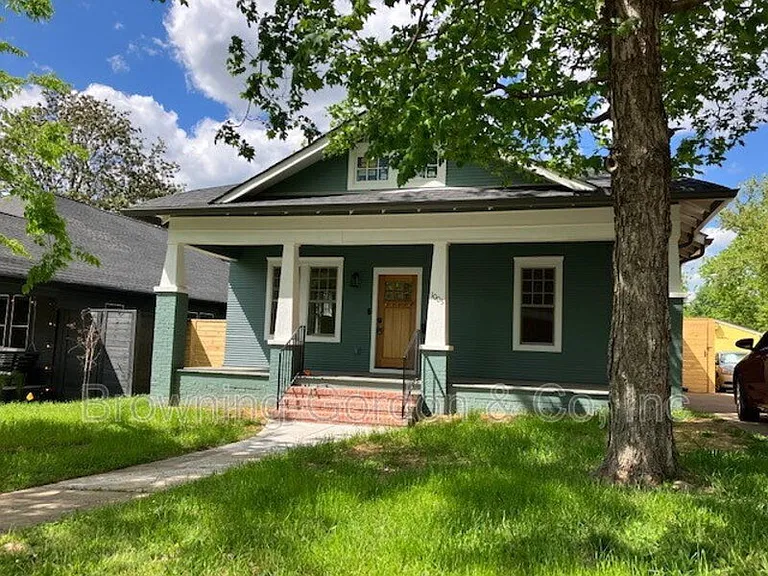 1005 W Eastland Ave — Photo 36
