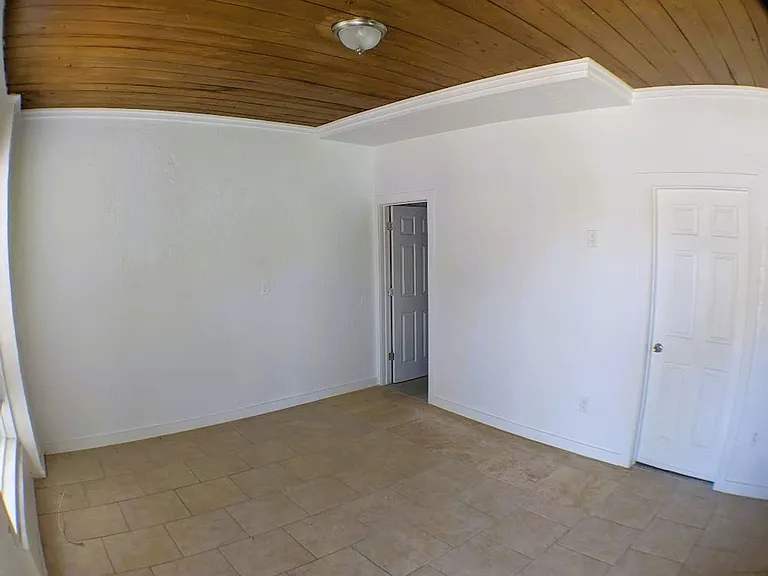 401 Colonia Ln E #4 — Photo 5