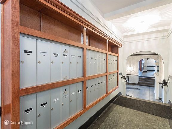 3rd image of 9850 67th Ave APT 2K