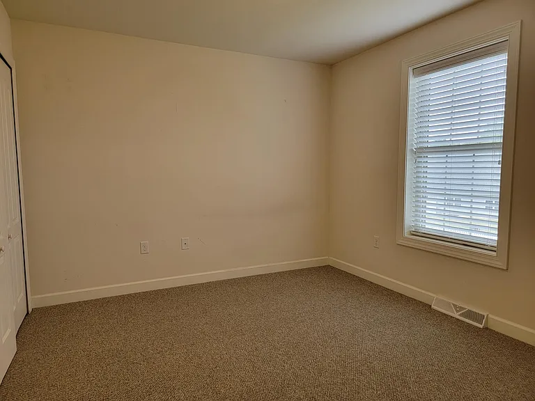 5231 Summerfield Dr — Photo 23