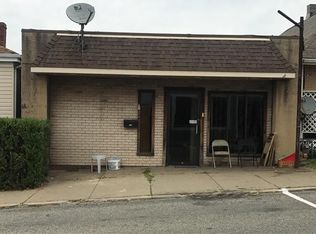 113 Whitaker St, Homestead, PA 15120