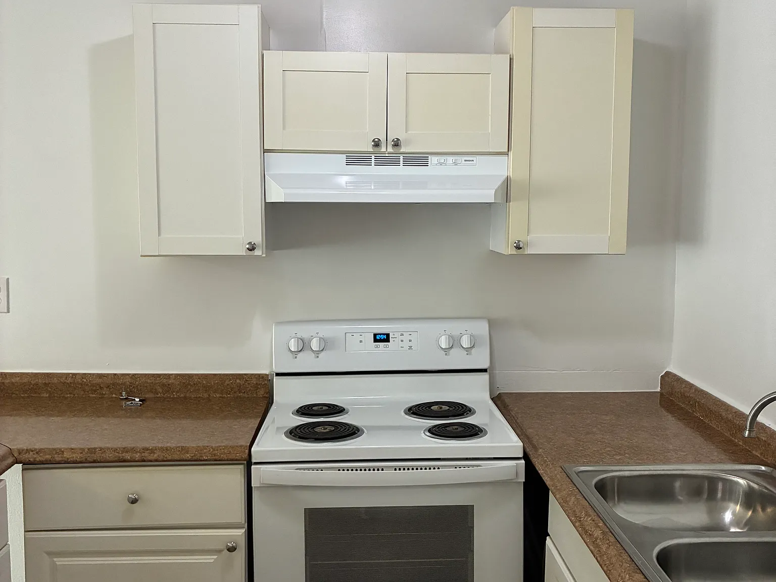 1 bed, $975 — Photo 1