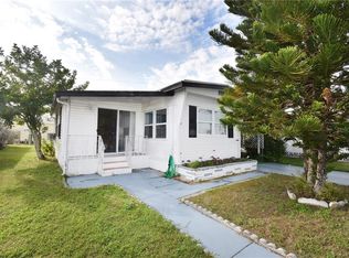 1746 Old Elm St, Sarasota, FL 34234