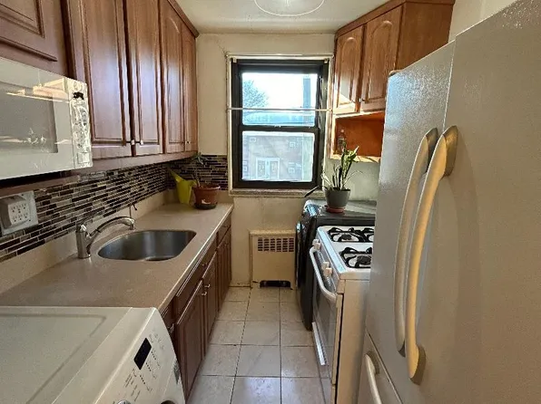 16-41 160 #6-420, Whitestone, NY 11357