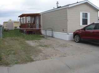 453 Badger Ln, Mills, WY 82604