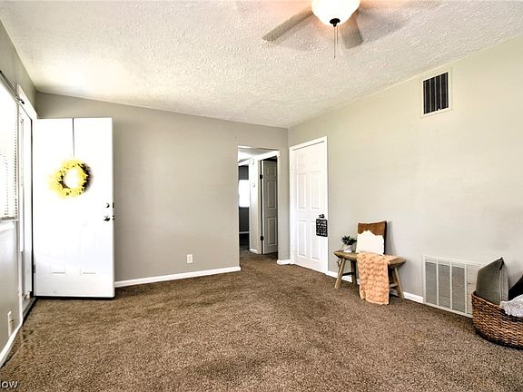 4th image of 2543 Homewood Dr