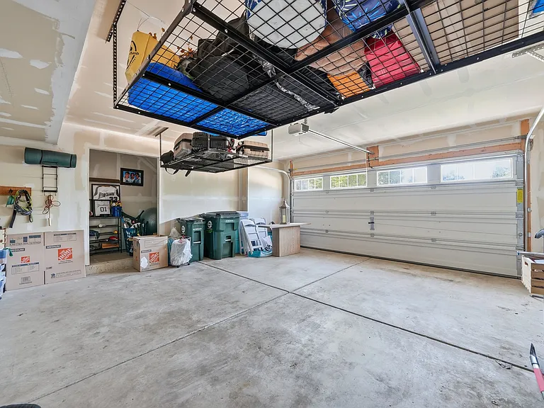 2546 Huntleigh Ln — Photo 19
