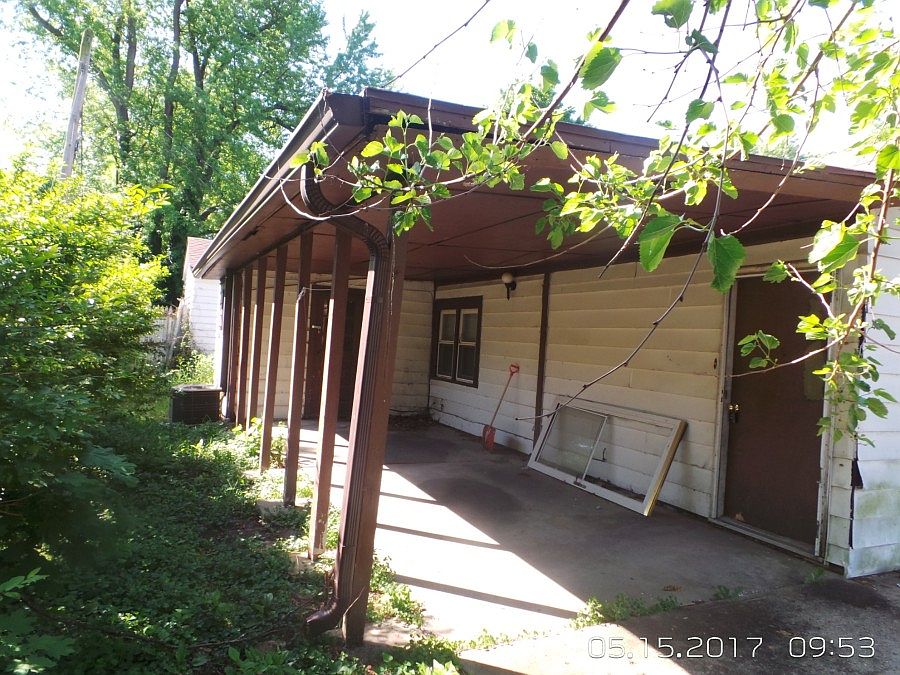 2nd image of 6703 Riverview Dr