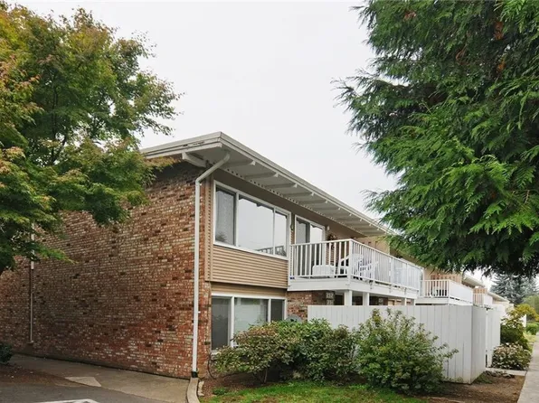 5722 122nd Pl SE APT 231, Bellevue, WA 98006