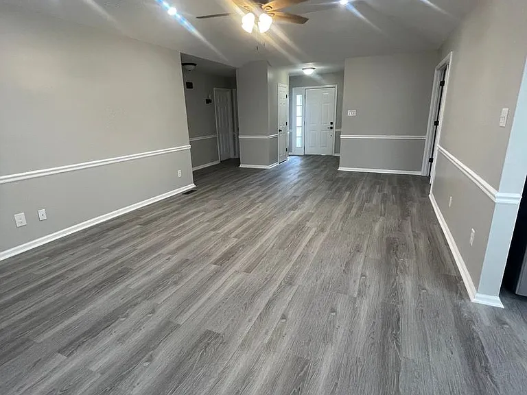 4715 Cutter Mill Rd — Photo 3