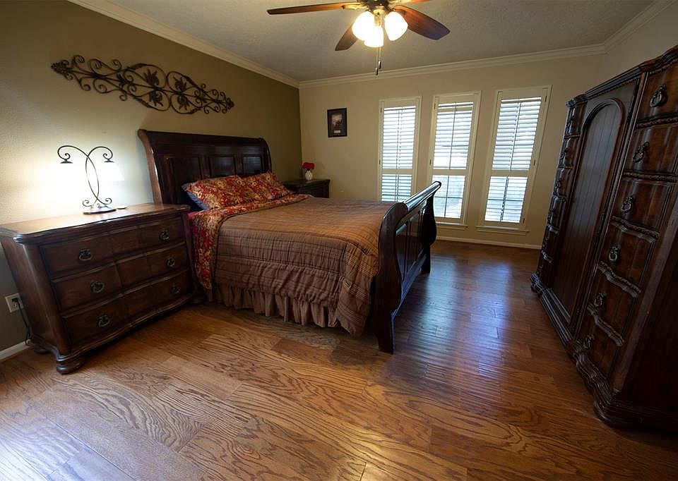 1st image of 3715 Wildwood Ridge Dr