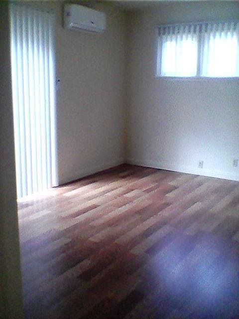 2nd image of 3051 Evelyn Ave