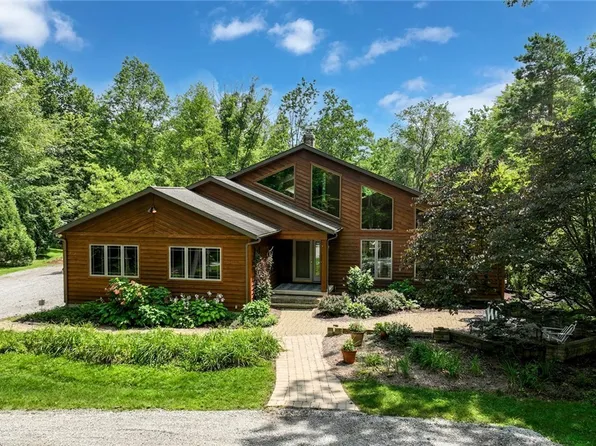 7550 Kings Creek Dr, Lodi, OH 44254