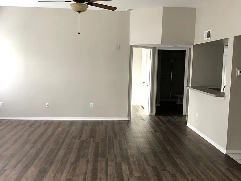 409 Summit Ridge Pl #303 — Photo 7