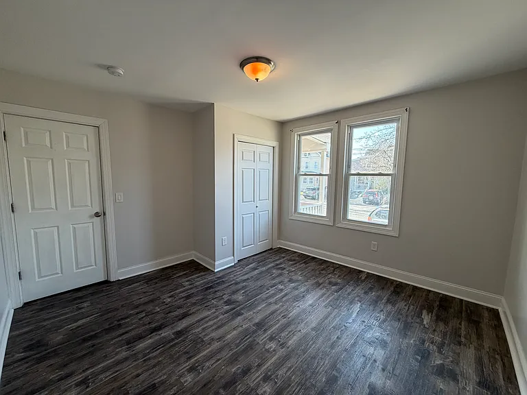 469 Alden St #1 — Photo 9