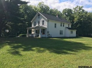 74 Valley Rd, Albany, NY 12205