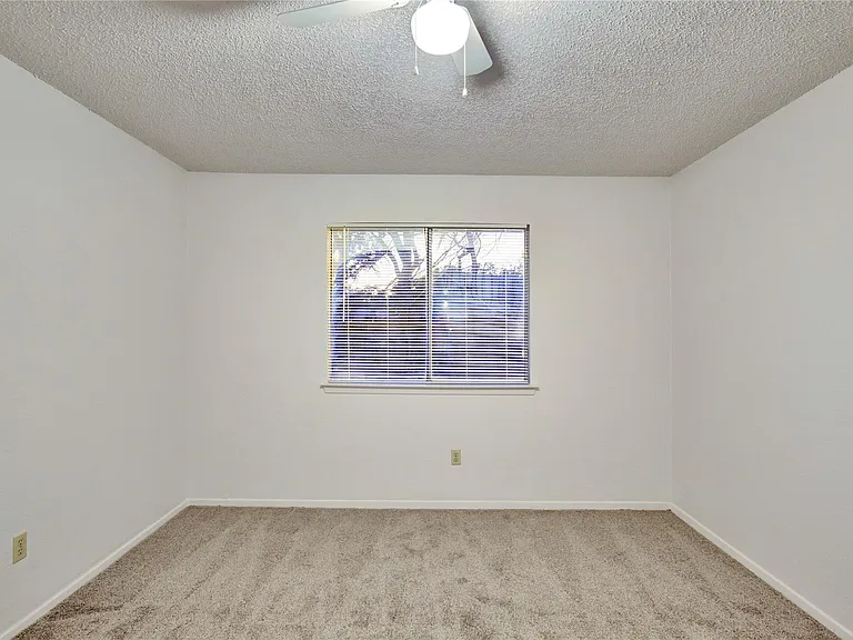 2807 Firecrest Dr — Photo 14