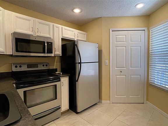 5th image of 2500 Saint Augustine Blvd