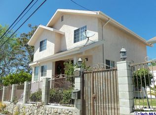 7409 Valmont St, Tujunga, CA 91042