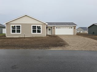 1856 Finch Dr, Traverse City, MI 49685