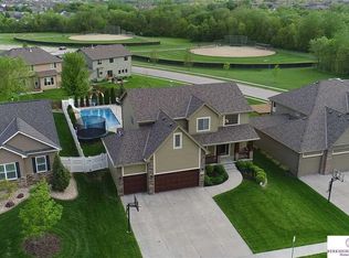 19357 Patterson St, Omaha, NE 68135