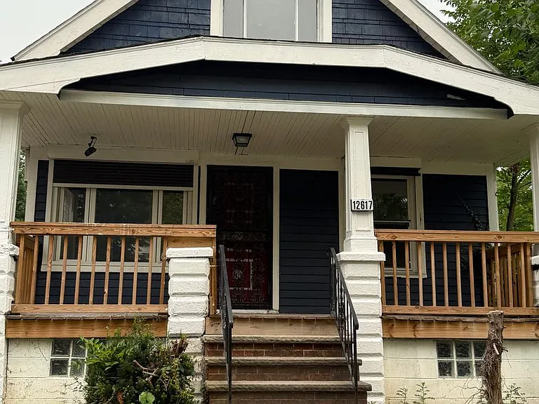 12617 Imperial Ave — Photo 1