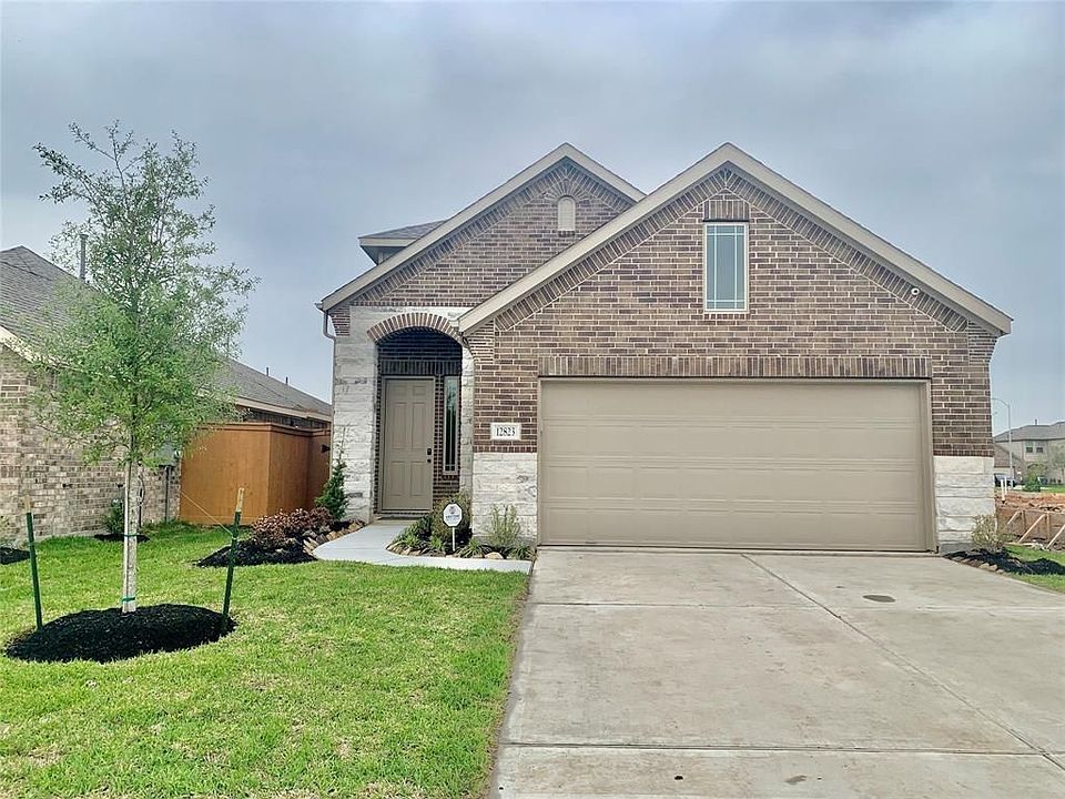 1st image of 12823 Ilderton Dr