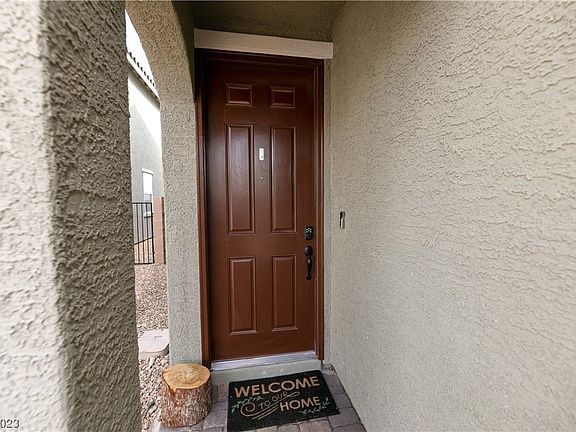 4th image of 8336 Pollenzo Ave