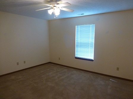 5th image of 3257 Mendel Dr