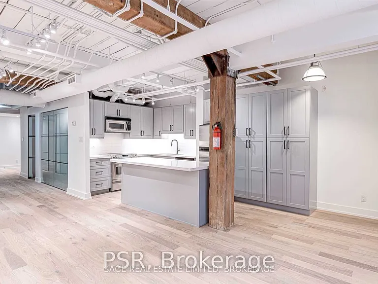 955 Queen St W #117 — Photo 9