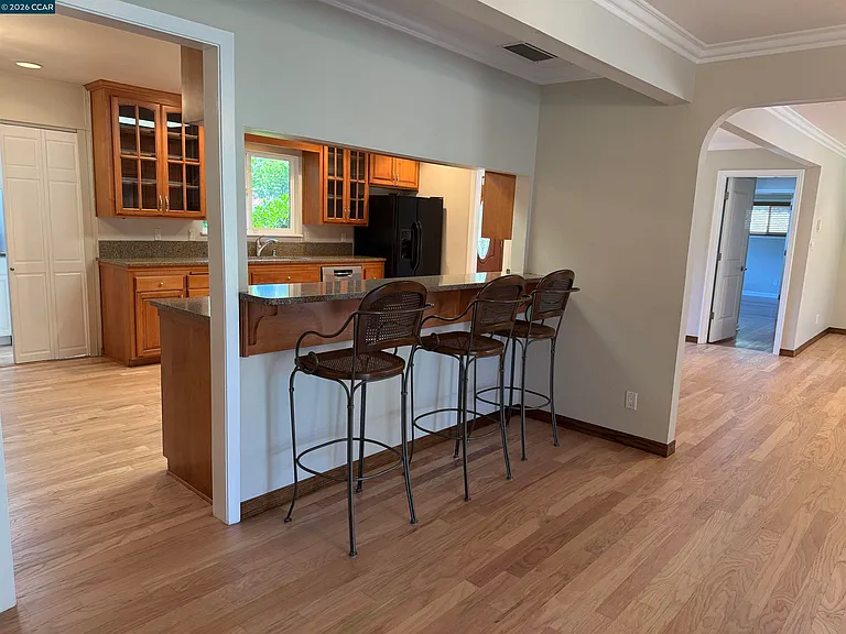 1271 Summit Rd — Photo 11
