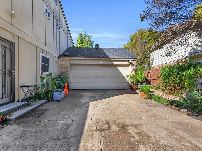7414 Boisenberry Ln — Photo 14