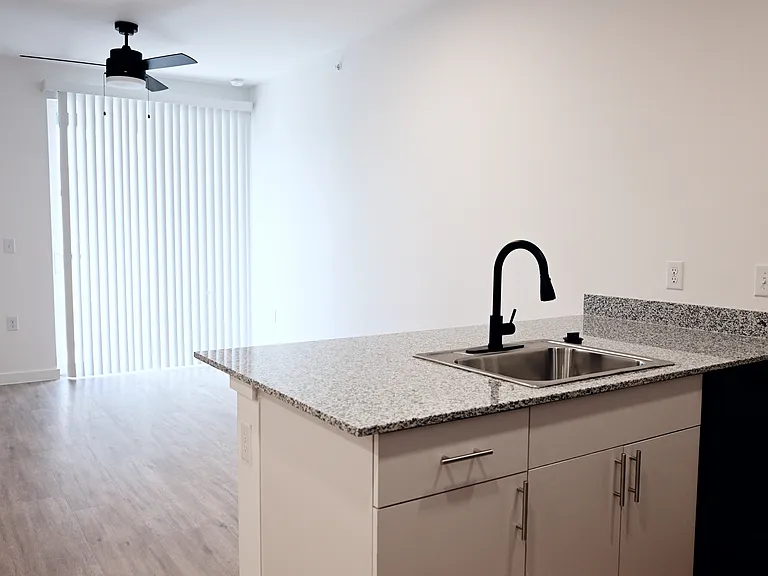 Memorial Apartments — Photo 13
