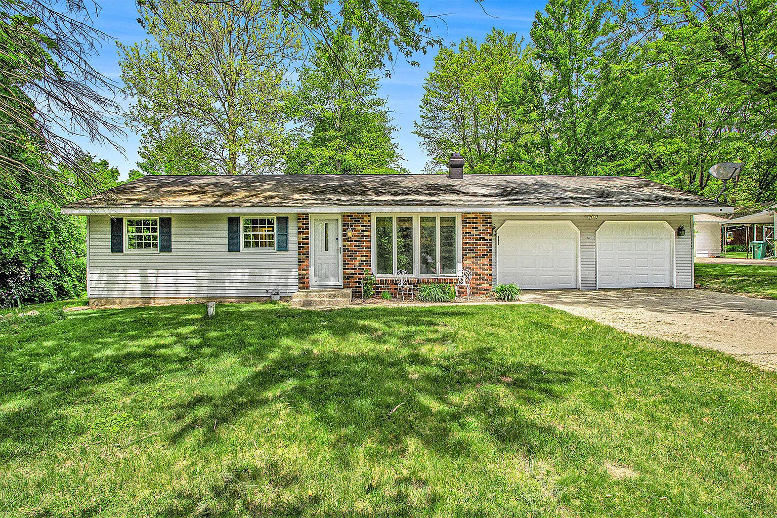 191 Gregg Dr photo 1