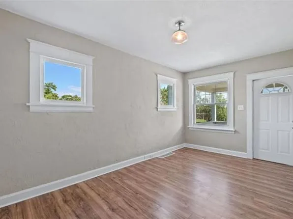 3316 Caroline St, Saint Louis, MO 63104