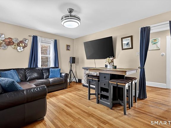3rd image of 35 Marcel Street