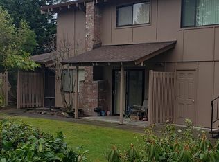 2802 Garden Ct APT C, Steilacoom, WA 98388
